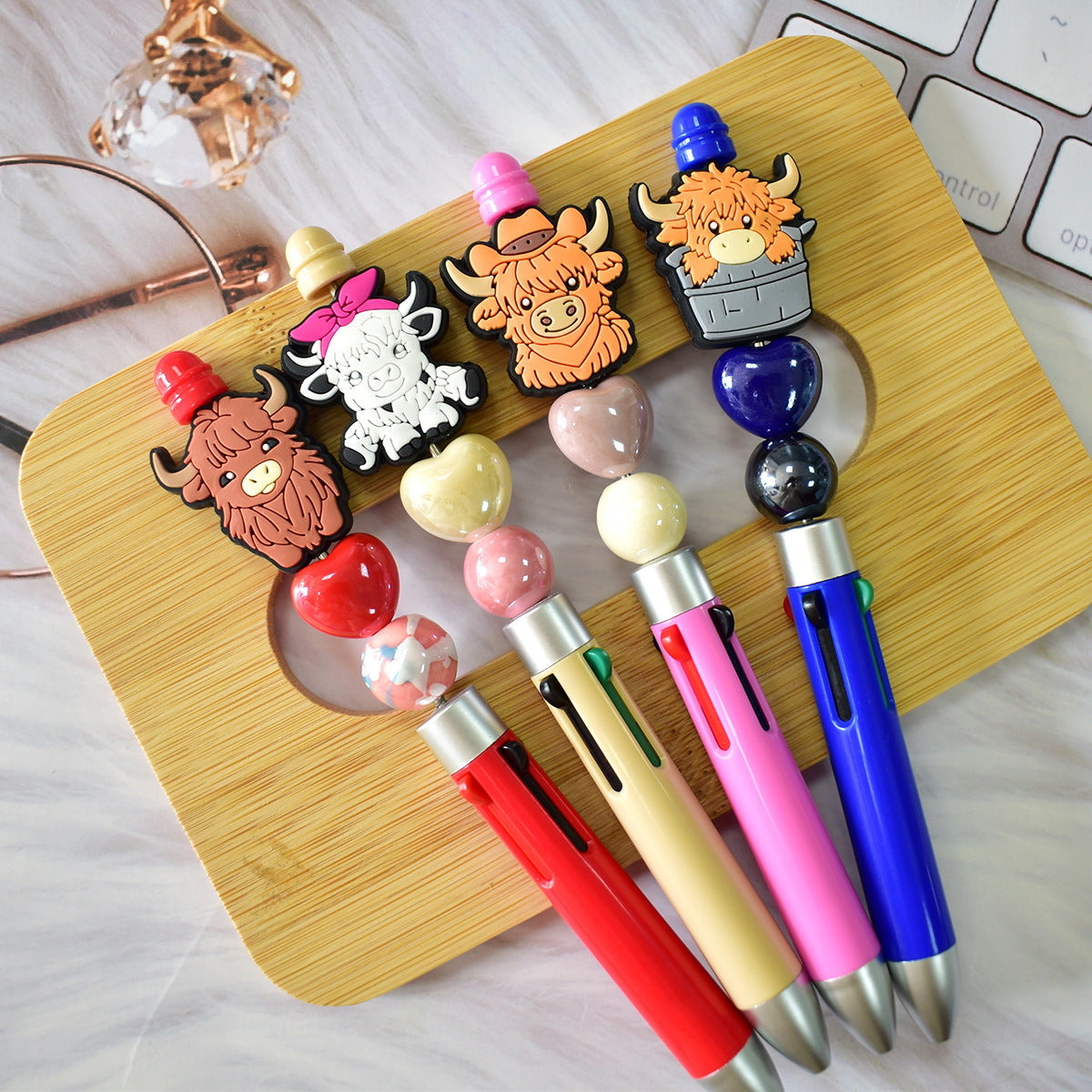 Wholesale Random 100pcs/pack  Highland Cow Series Student Stationery Decorative Beads